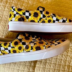 NWOT Van’s Women’s Sz 11 Men’s 9.5 Unisex Skate Shoes Sunflower Checkered LN
